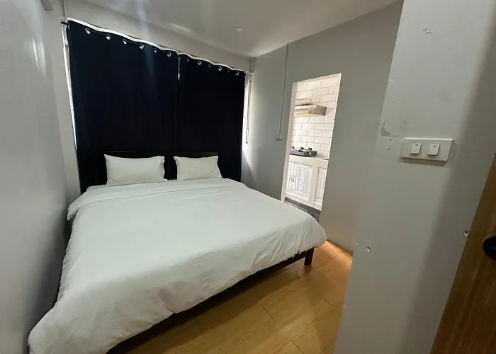 The Cute Silom Homestay *