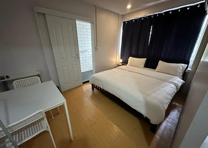 The Cute Silom Homestay